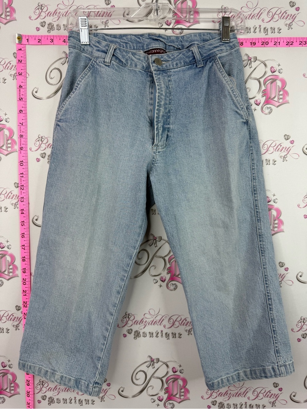 Suzanne Rae capri pants y2k Light Blue Denim Capris Women’s Relaxed Fit